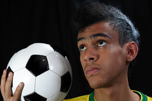 米兰全站APP正式版下载-中锋背身拿球能力是否成就球队进攻节奏控制,中锋背打教学视频